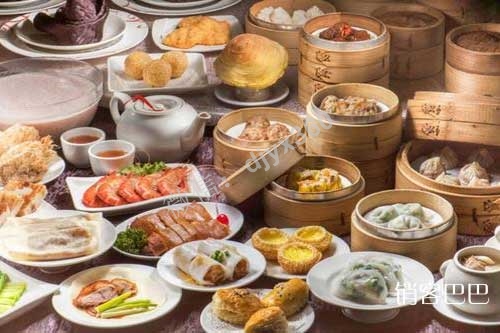餐饮行业快速锁客策略，如何利用“存酒卡”主张，构建万人会员平台