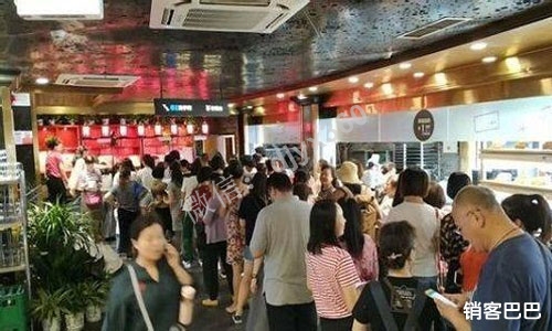 火锅店营销案例：5元钱吃130元的套餐，两个月收回投资成本